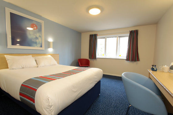 Travelodge קארפילי חדר תמונה